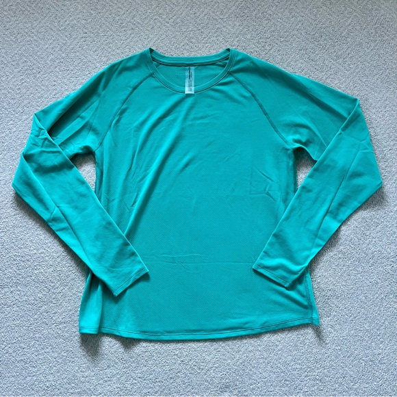Outdoor Voices FastTrack Mesh Longsleeve Top in Lagoon - Picture 3 of 4